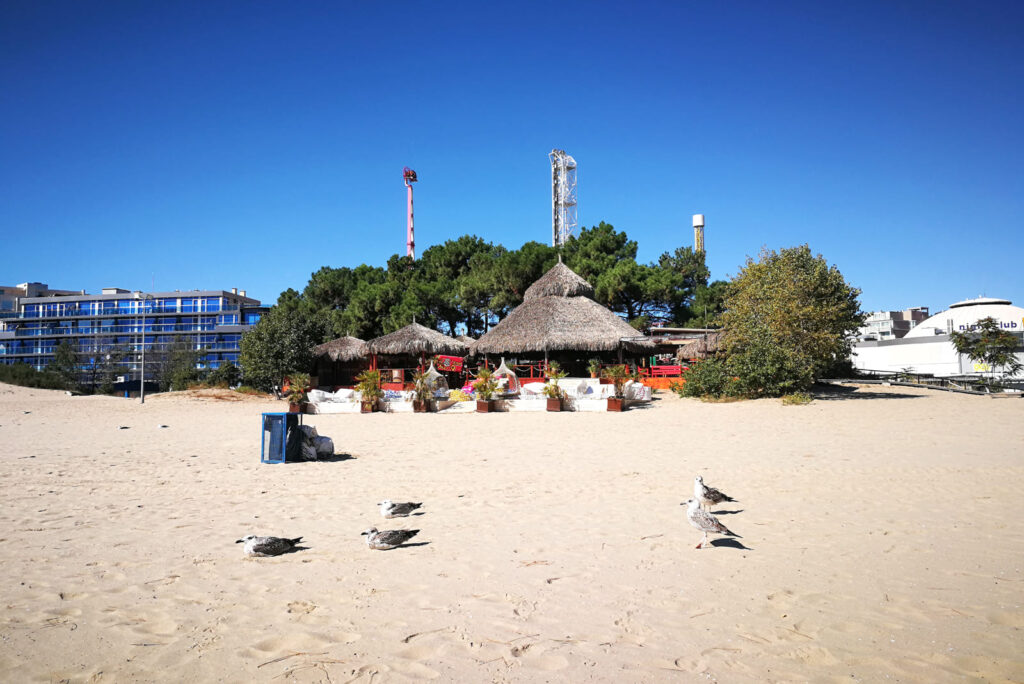 Крупный курорт Солнечный Берег в Болгарии